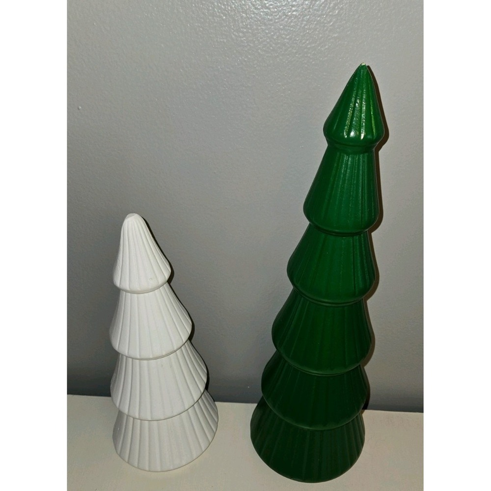 Modern Ceramic Christmas Tree Set Green and White Fluted Holiday Decor‎ 2 Piece